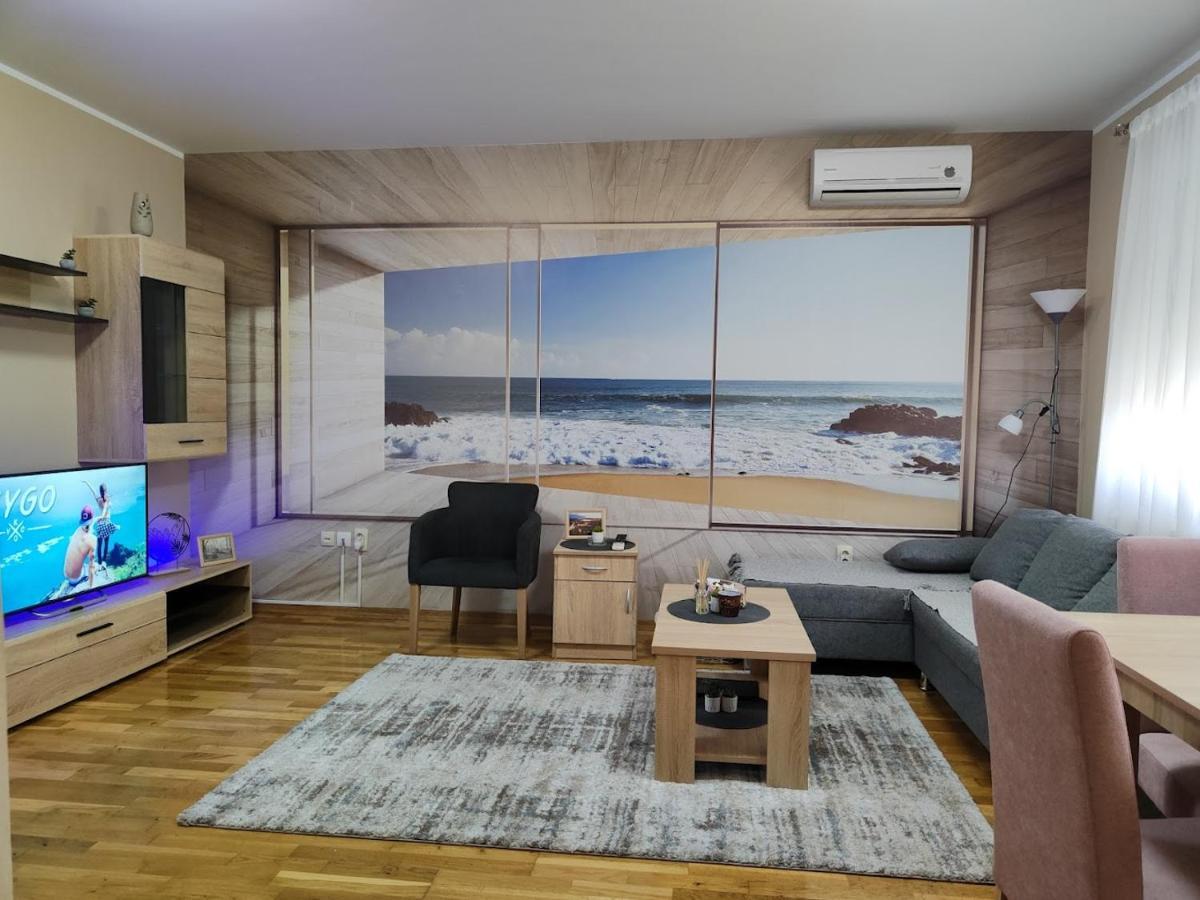 Apartman Espresso Sa Parkingom Sremska Mitrovica Eksteriør billede