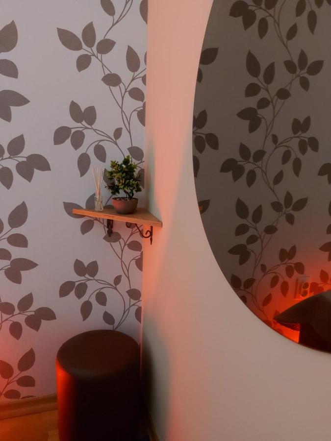 Apartman Espresso Sa Parkingom Sremska Mitrovica Eksteriør billede