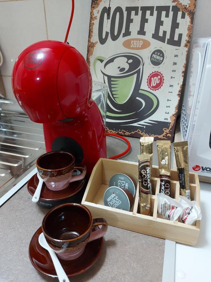 Apartman Espresso Sa Parkingom Sremska Mitrovica Eksteriør billede